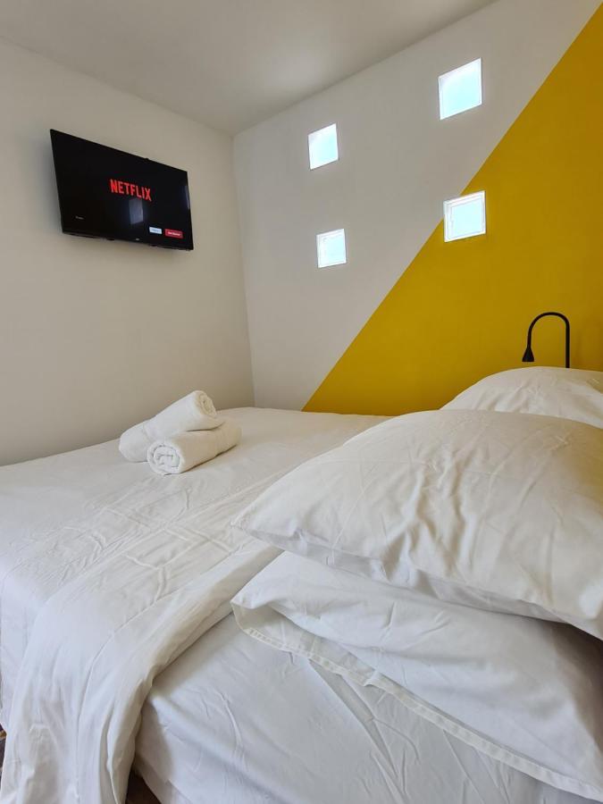 ניאה סקיוני Greco Paradise Suites - Adult Only מראה חיצוני תמונה