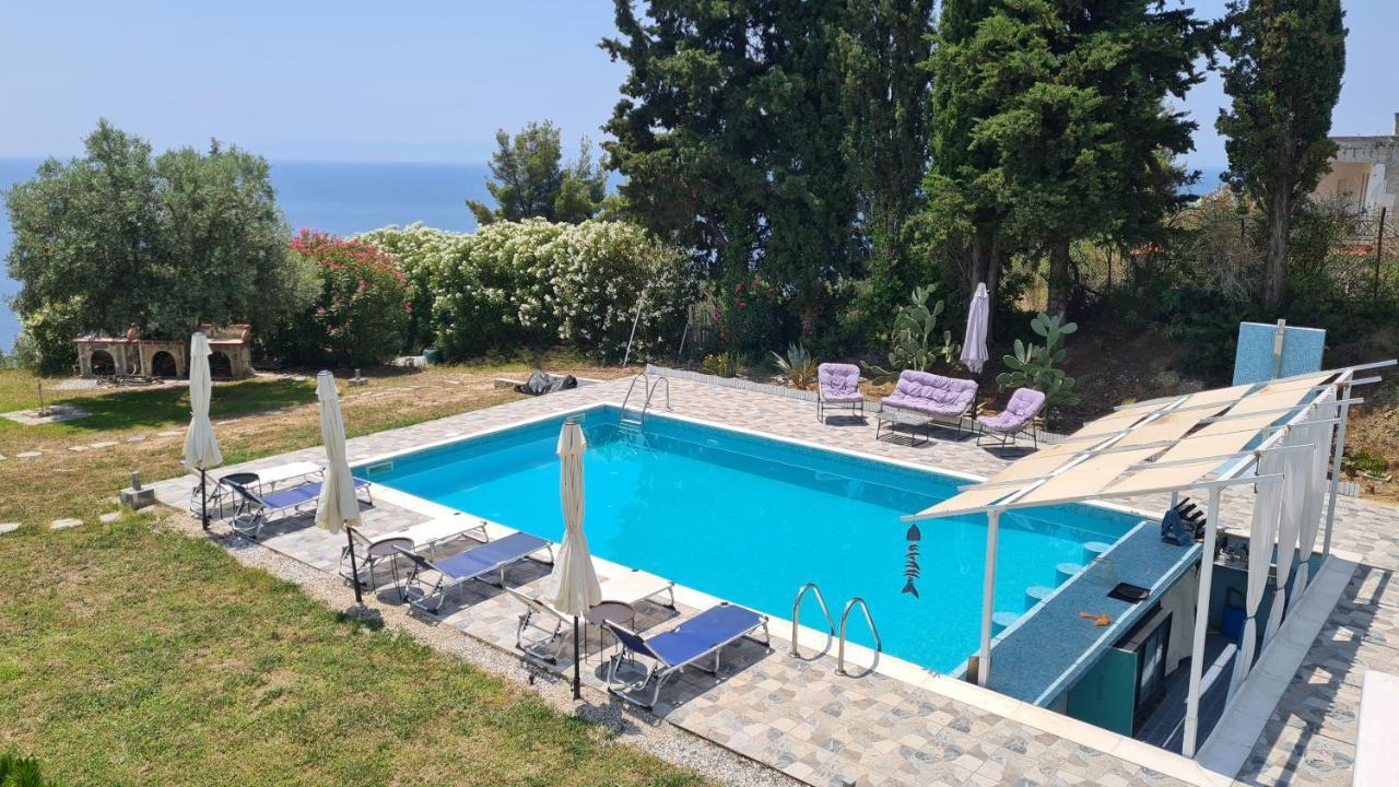ניאה סקיוני Greco Paradise Suites - Adult Only מראה חיצוני תמונה