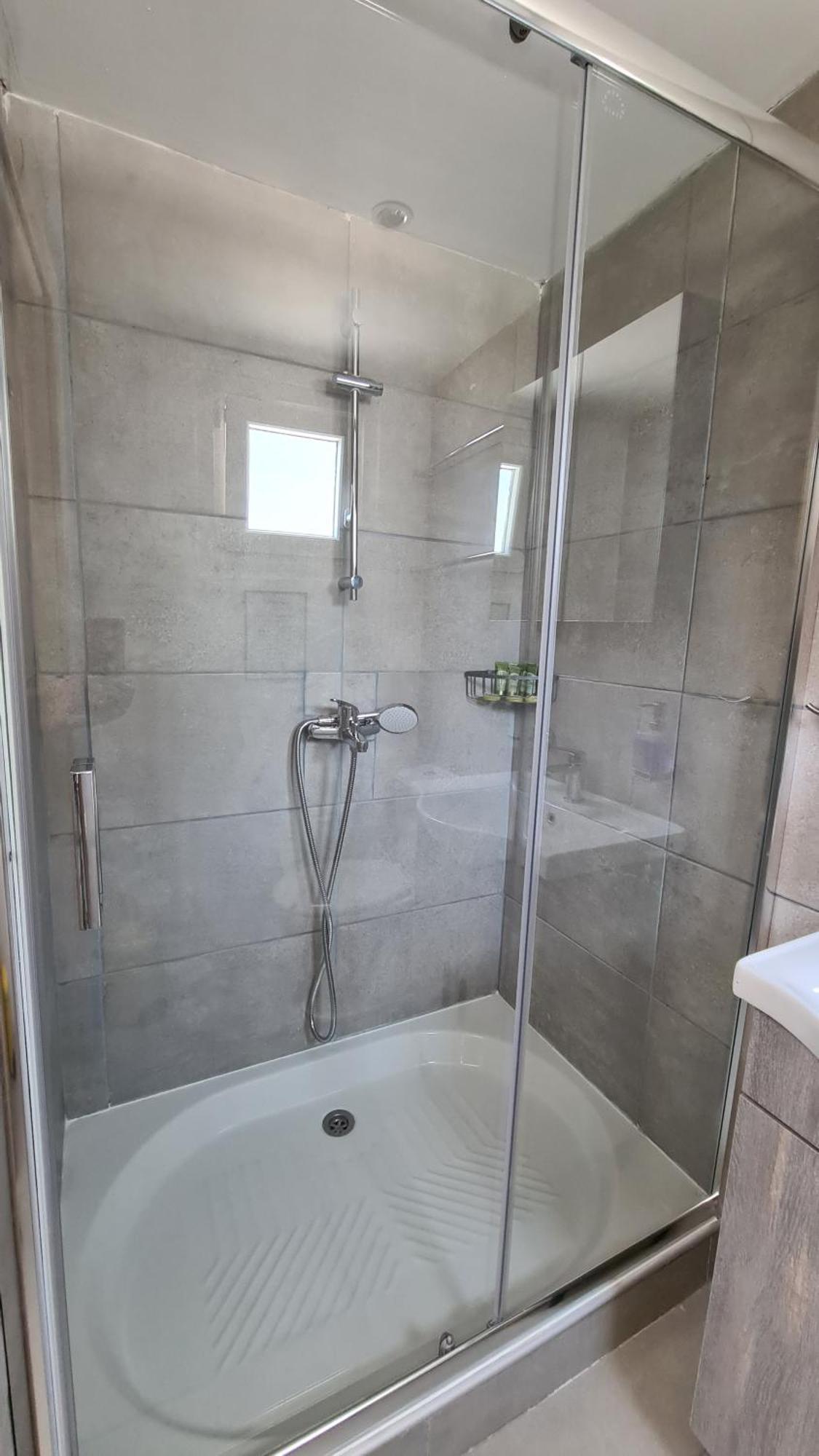 ניאה סקיוני Greco Paradise Suites - Adult Only מראה חיצוני תמונה